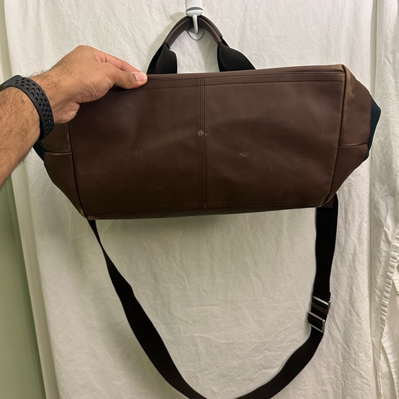 COACH WEEKENDER BAG CANVAS AND LEATHER - Picture 4 of 10